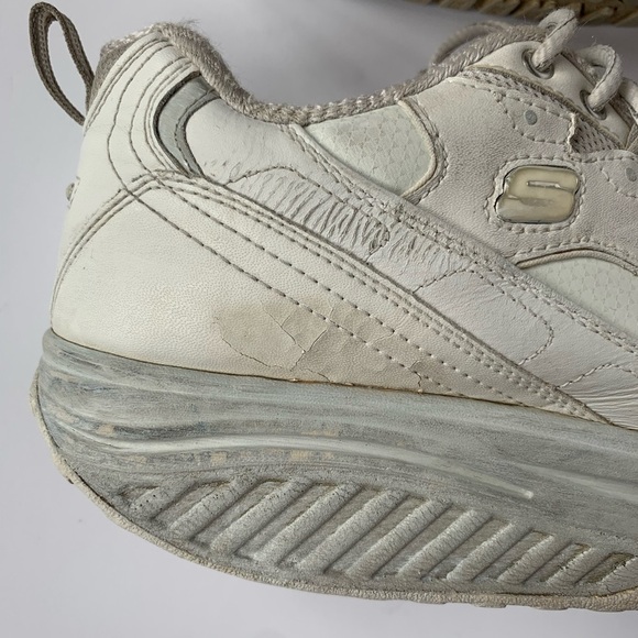 Sketchers Vintage Original Shape Up Toning Sneakers In White - Picture 3 of 9